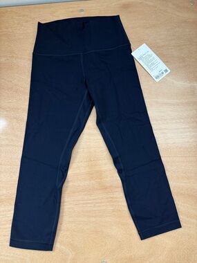 lululemon athletica Dark Navy High-Rise Align Capri Leggings NWT